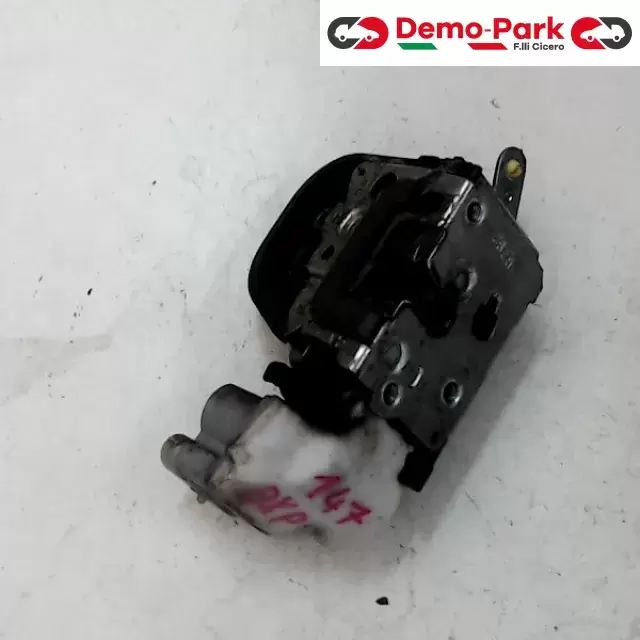 SERRATURA POST. DX Alfa Romeo 147  0