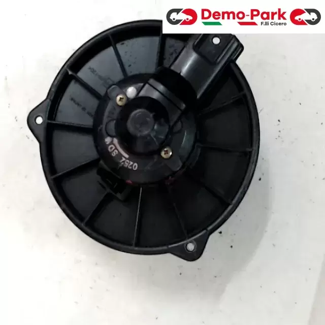 VENTOLA ABITACOLO Toyota AVENSIS - 2.0 D4D  0