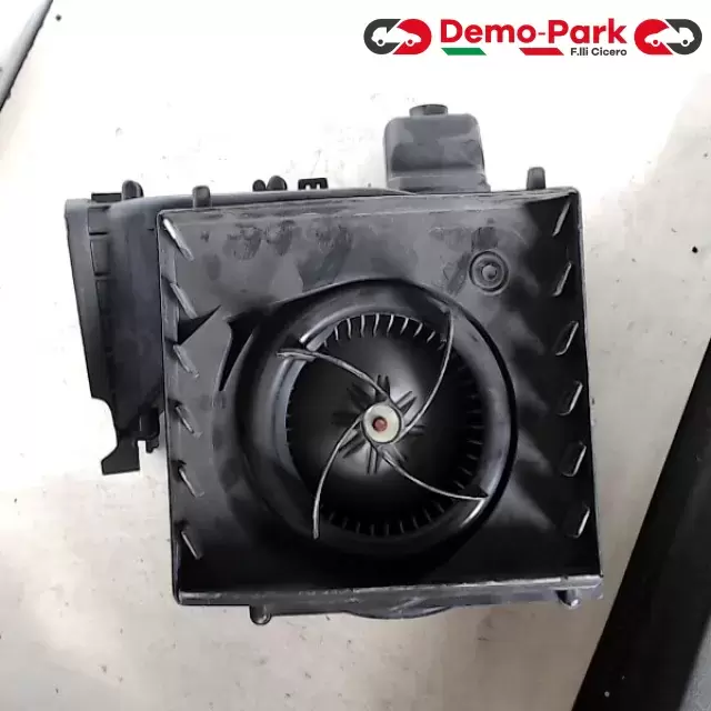 VENTOLA ABITACOLO Toyota YARIS  0