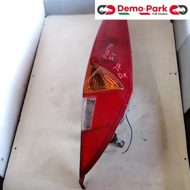 STOP DX Fiat PUNTO 188 - 3P  0