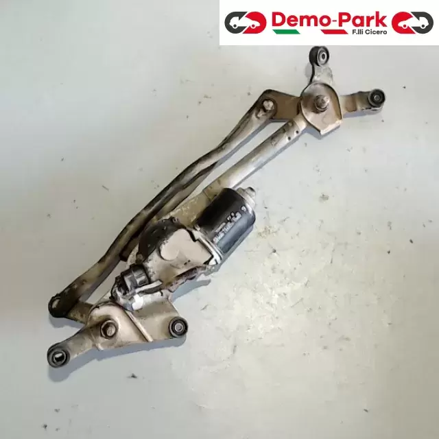 MOTORINO TERGICRISTALLO  Toyota AVENSIS VERSO  0