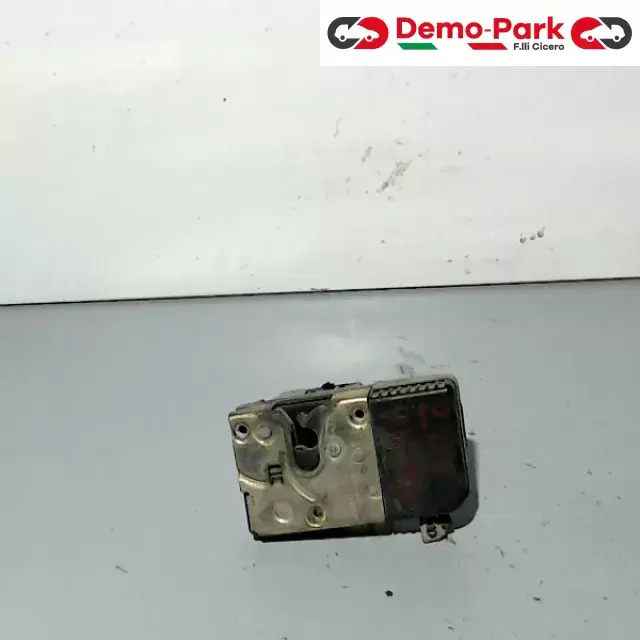 SERRATURA ANT DX Peugeot 206  0