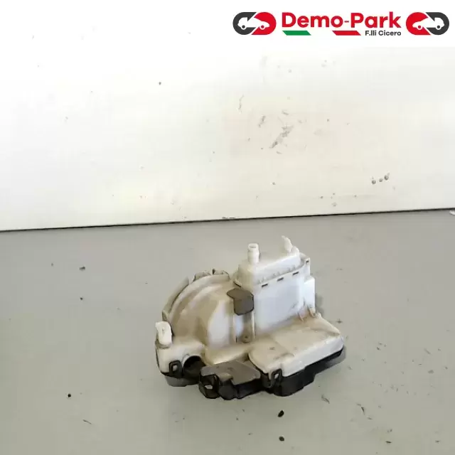 SERRATURA ANT DX Volkswagen POLO  2