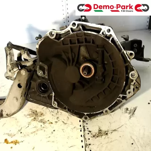 CAMBIO  Opel CORSA C - 1.2 3 CILINDRI  0