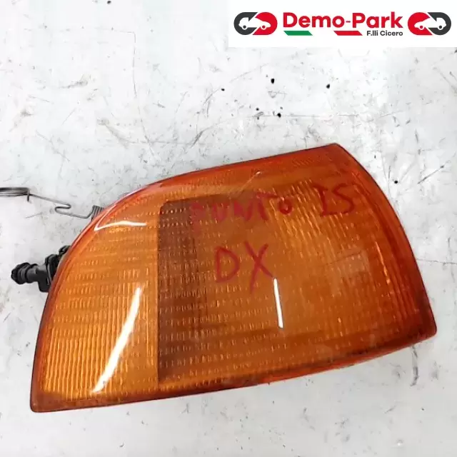 FRECCIA ANT. DX Fiat PUNTO  PRIMA SERIE  0