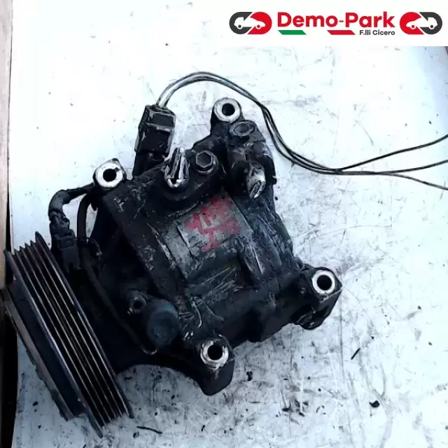 COMPRESSORE CLIMATIZZATORE Toyota YARIS PRIMA SERIE  0