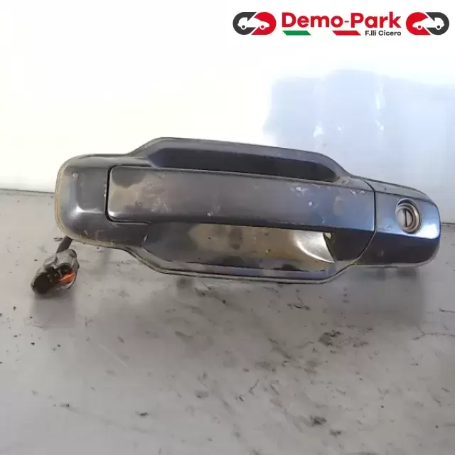 MANIGLIA ESTERNA ANT SX Kia SORENTO  0