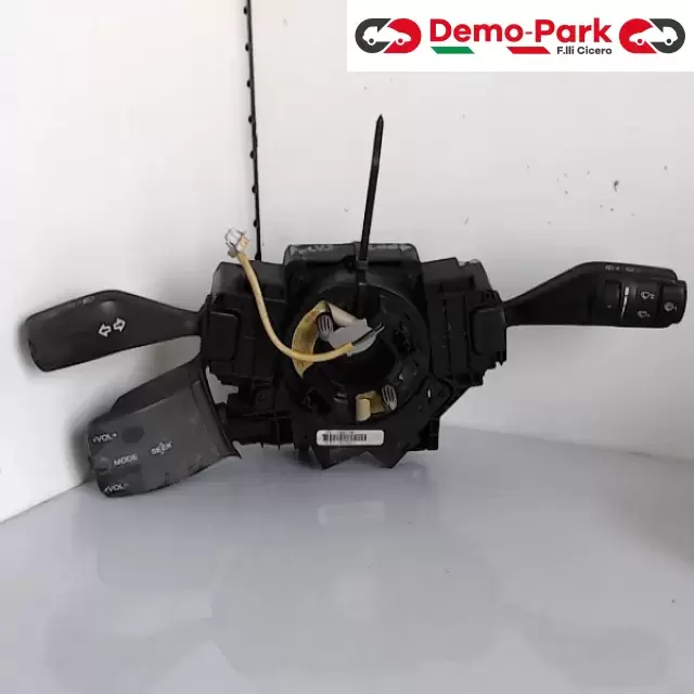 CAMBIO LUCI Ford FOCUS 3M5T-6475-05 JUN-24 AB 0