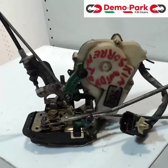 SERRATURA ANT DX Kia SORENTO - 2.5 CRDI  0