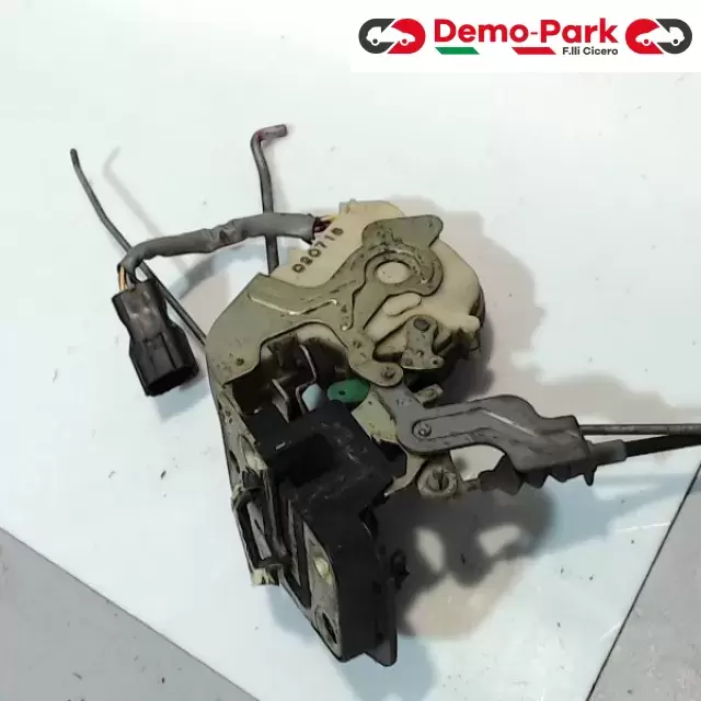 SERRATURA ANT DX Kia SORENTO - 2.5 CRDI  1