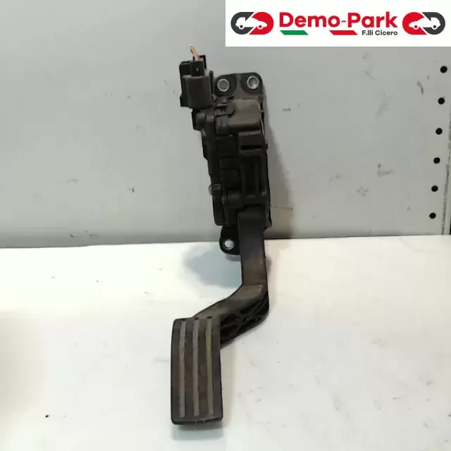 PEDALE ACCELLERATORE Ford FIESTA  1.4 TDCI 2S61-9F836-AA 0