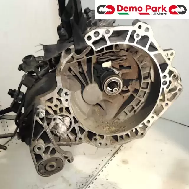 CAMBIO OPEL CORSA  Opel CORSA 1.3 MJ 12992510 1