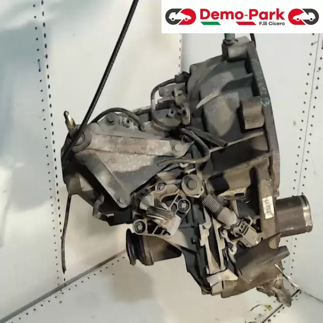 CAMBIO NISSAN MICRA K12 Nissan MICRA K12 820024 1