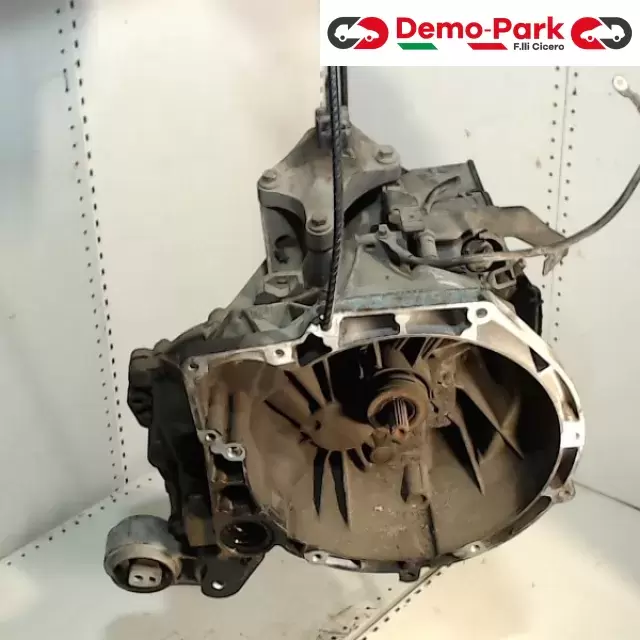 CAMBIO FORD FIESTA  Ford FIESTA 1.6 TDCI RF2N1R7F096AB 0