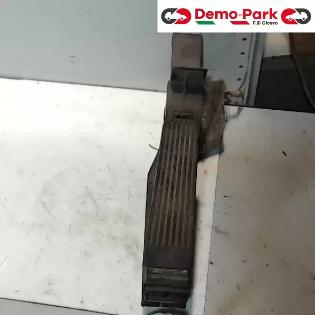 PEDALE ACCELLERATORE Mercedes-benz C220 A203 301 00 01 1