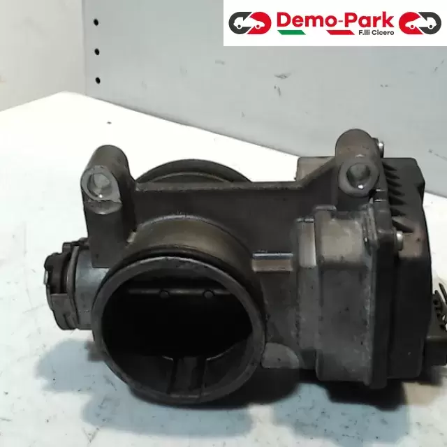 CORPO FARFALLATO Renault LAGUNA 1.8 408 239 822 001  0