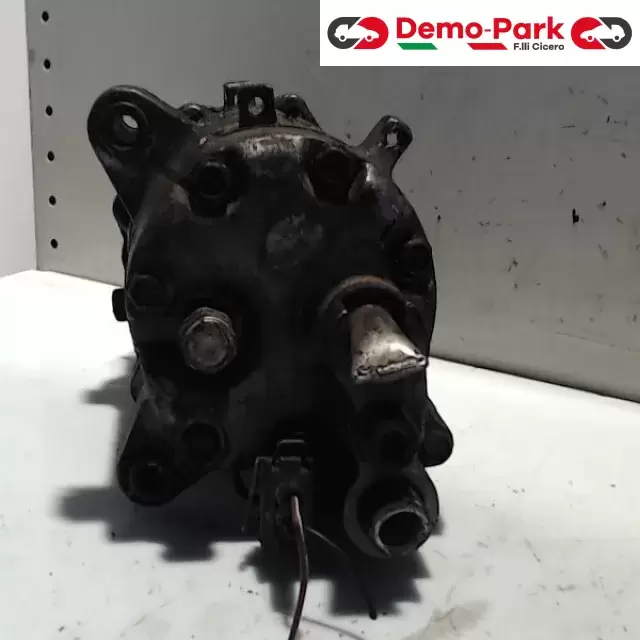 COMPRESSORE CLIMATIZZATORE Volkswagen POLO 6N0 820 802 A 7158 2