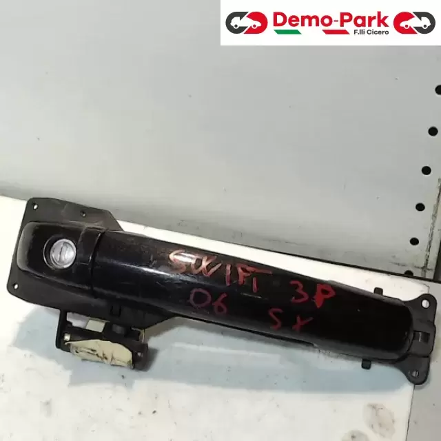 MANIGLIA ESTERNA ANT SX 3P. Suzuki SWIFT  0