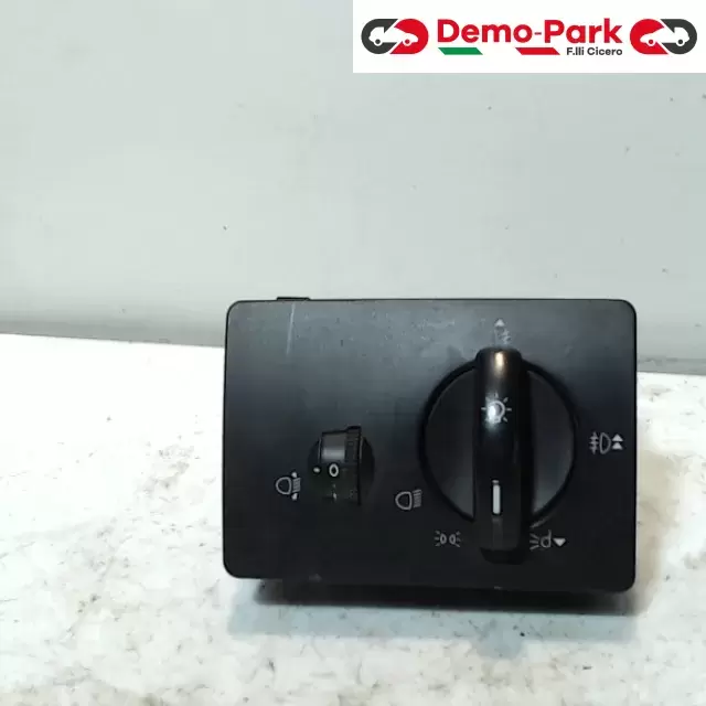 COMANDO LUCI Ford FOCUS 4M5T 13A024 LA 0