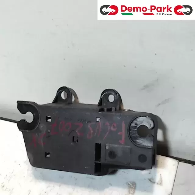 MANIGLIA INTERNA ANT. DX Ford FOCUS  1