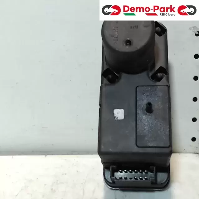 CHIUSURA CENTRALIZZATA - POMPA  Volkswagen PASSAT 1H0 962 257 1