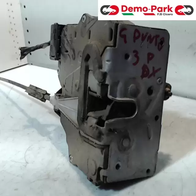 SERRATURA ANT DX 3P Fiat GRANDE PUNTO 51797562 0