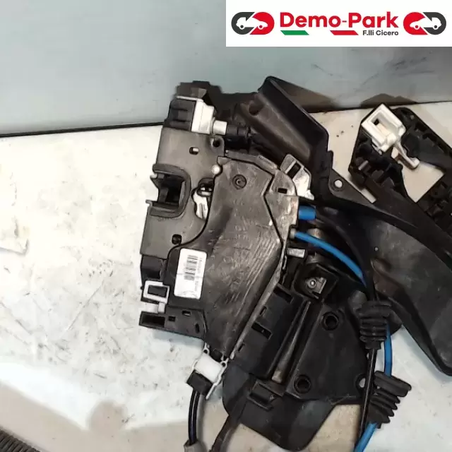 SERRATURA ANT SX  Mercedes-benz Classe C A204 760 07 34  1