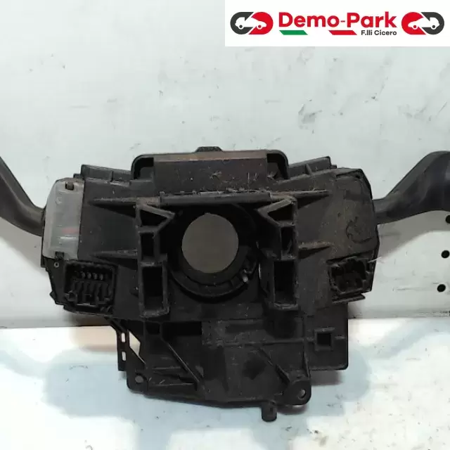 CAMBIO LUCI Ford FOCUS 4M5T-14A664-AB 1