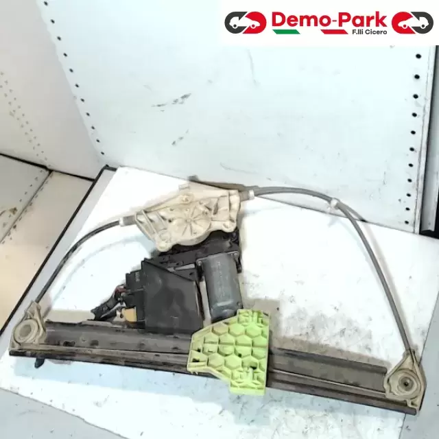 ALZAVETRO POST SX  Audi A4 105848-101 1