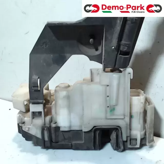 SERRATURA ANT DX Lancia YPSILON 1.3 MJET 08821 00.268 1