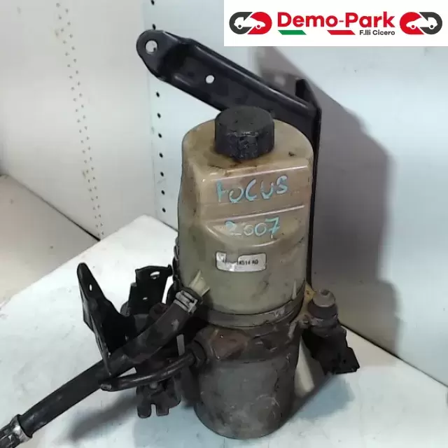 POMPA SERVOSTERZO  Ford FOCUS - 1.6 tdci 4M513K514AD 1