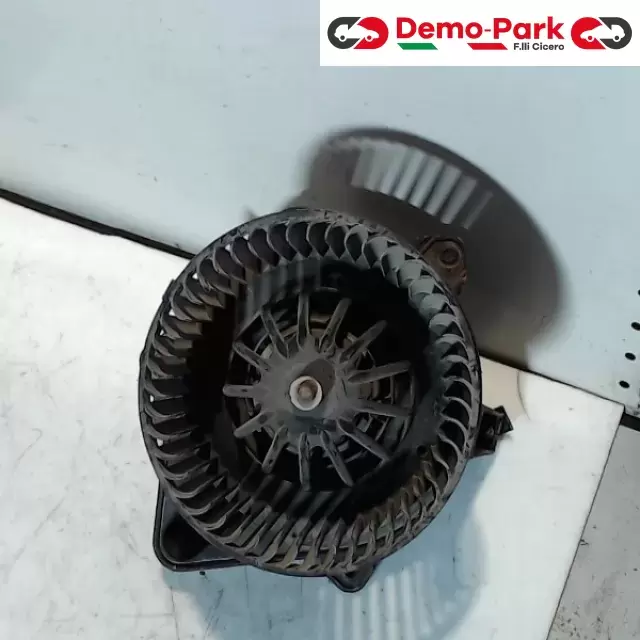 VENTOLA ABITACOLO  Fiat PUNTO III SERIE - 1.3 Mjet 035533E 1