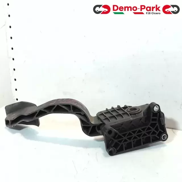 PEDALE ACCELLERATORE Opel CORSA D 1.3 CDTI 55702020 B 720 1