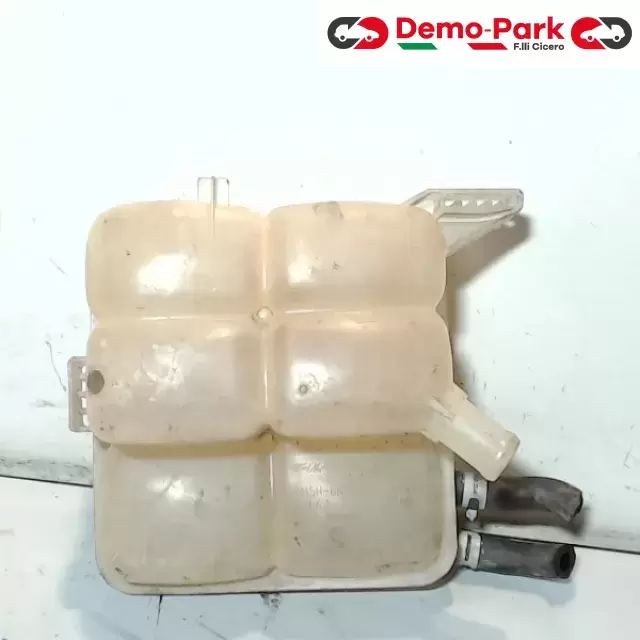 VASCHETTA RADIATORE FOCUS VOLVO C30 MAZDA 3 Ford FOCUS - 1.6 tdci 3M5H-8K218-D2L4A 1