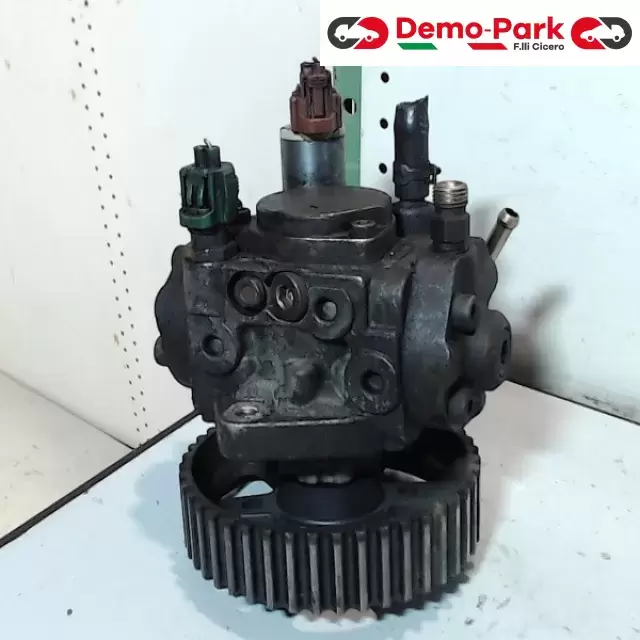 POMPA INIEZIONE CARBURANTE  Mazda MAZDA 6 2.0 DIESEL DENSO RF5C 13 800 1