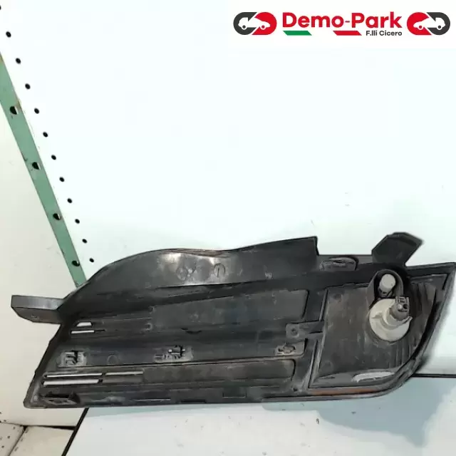 MASCHERINA GRIGLIA FRECCIA ANT.DX Nissan MICRA - 1.5 DCI  1