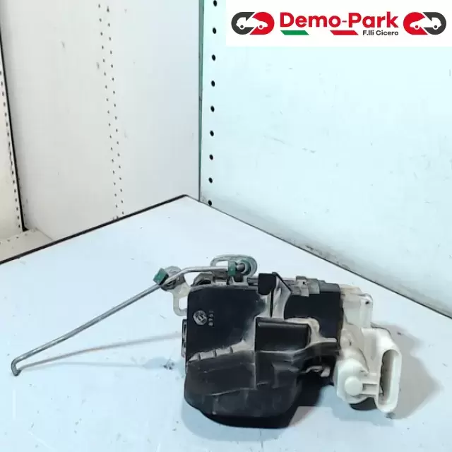 SERRATURA ANT SX  Alfa Romeo 147  1