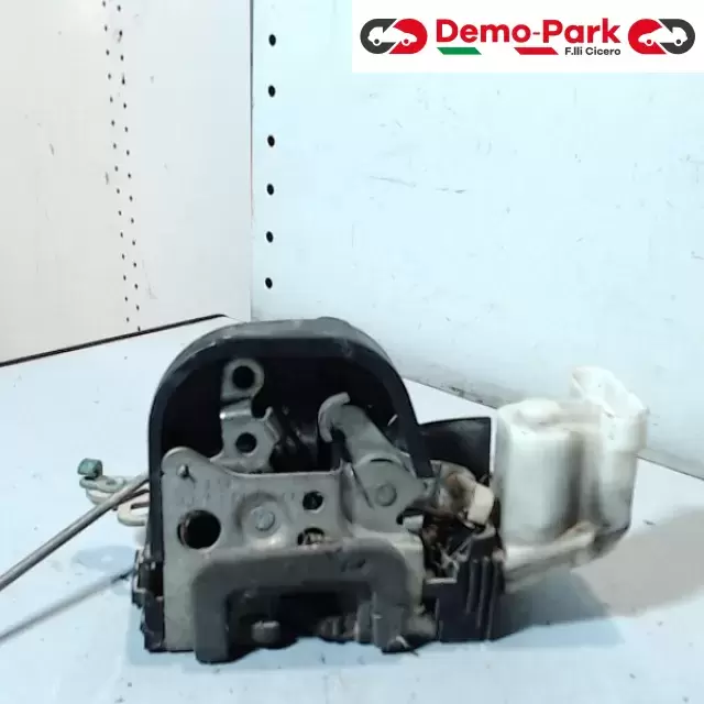 SERRATURA ANT SX  Alfa Romeo 147  2