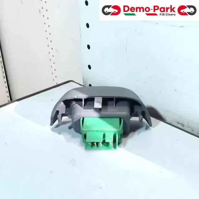 PULSANTE ALZACRISTALLI ANT DX AYGO-C1-107 Peugeot 107 74231-0H010 1