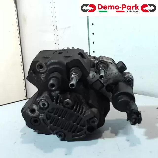 POMPA INIEZIONE CARBURANTE  Renault MEGANE SCENIC - 1.9 DCI 0 445 010 087  8200 659 766--B 3