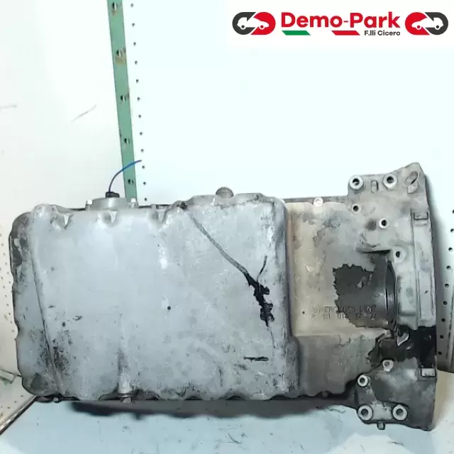 COPPA OLIO Mercedes-benz VITO R 111 014 12 02 0