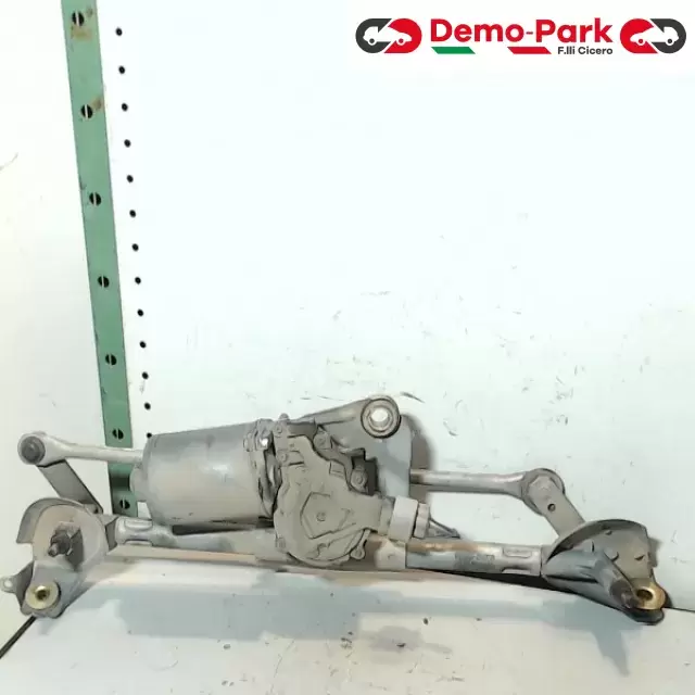 MOTORINO TERGICRISTALLO  Toyota YARIS II SERIE  0