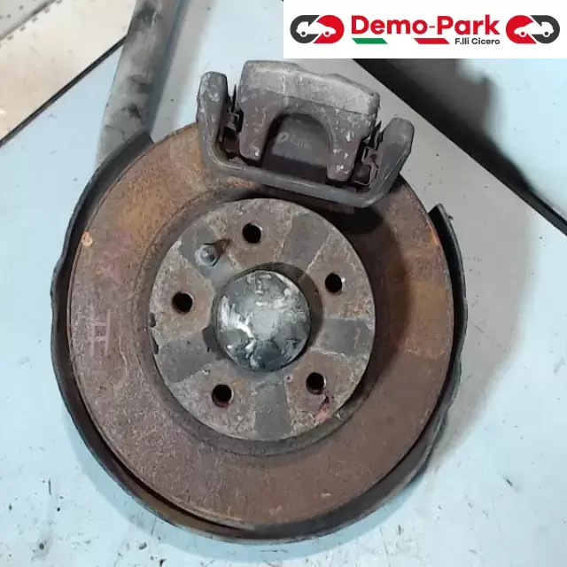 MONTANTE POST. SX Alfa Romeo 147 1.9 JTD  1