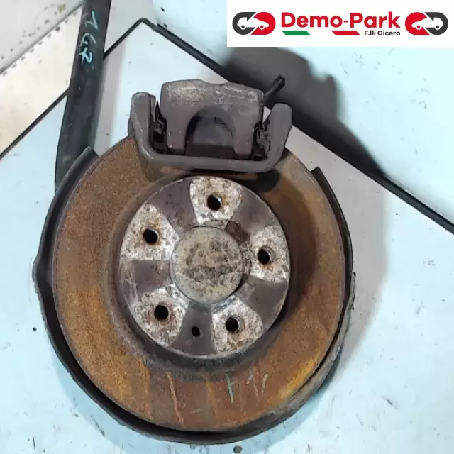 MONTANTE POST. SX Alfa Romeo 147 - 1.9 JTD  1