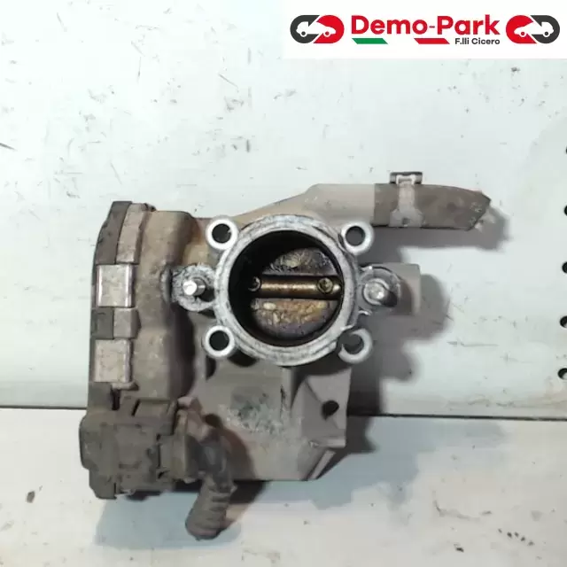 CORPO FARFALLATO Opel CORSA C 1.2  0