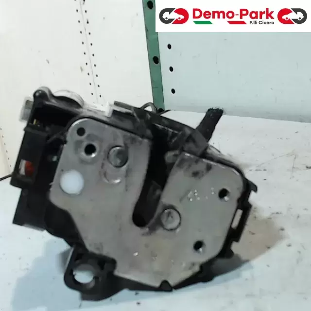 SERRATURA ANT DX Fiat panda 46803510 2