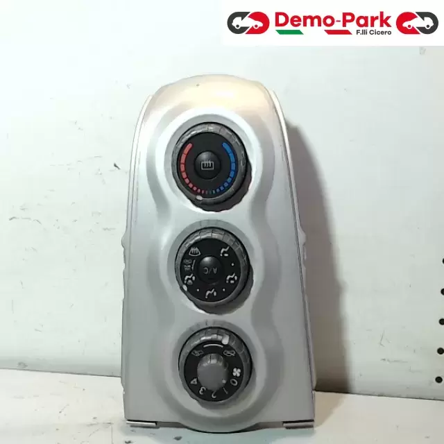 COMANDO CLIMA Toyota YARIS - 1.0 55406-0D190 0