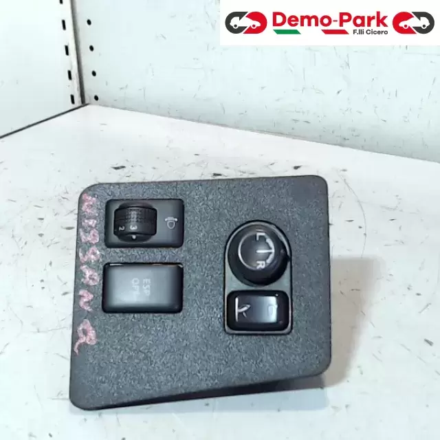 GRUPPO REGOLAZIONE FARI RETROVISORI ESP Nissan QASHQAI 2.0 DCI 68485-JD900 0