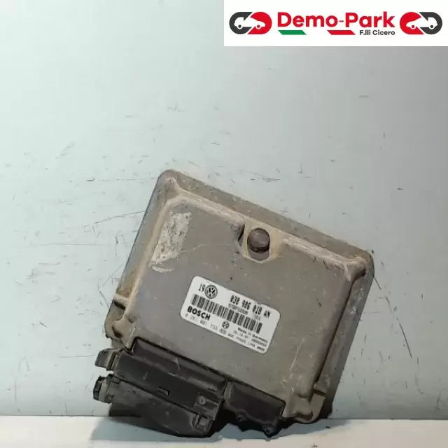 CENTRALINA MOTORE Volkswagen GOLF 4 1.9 TDI 038 906 018 AN 0 281 001 733 0