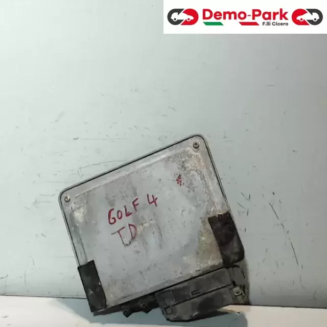 CENTRALINA MOTORE Volkswagen GOLF 4 1.9 TDI 038 906 018 AN 0 281 001 733 1